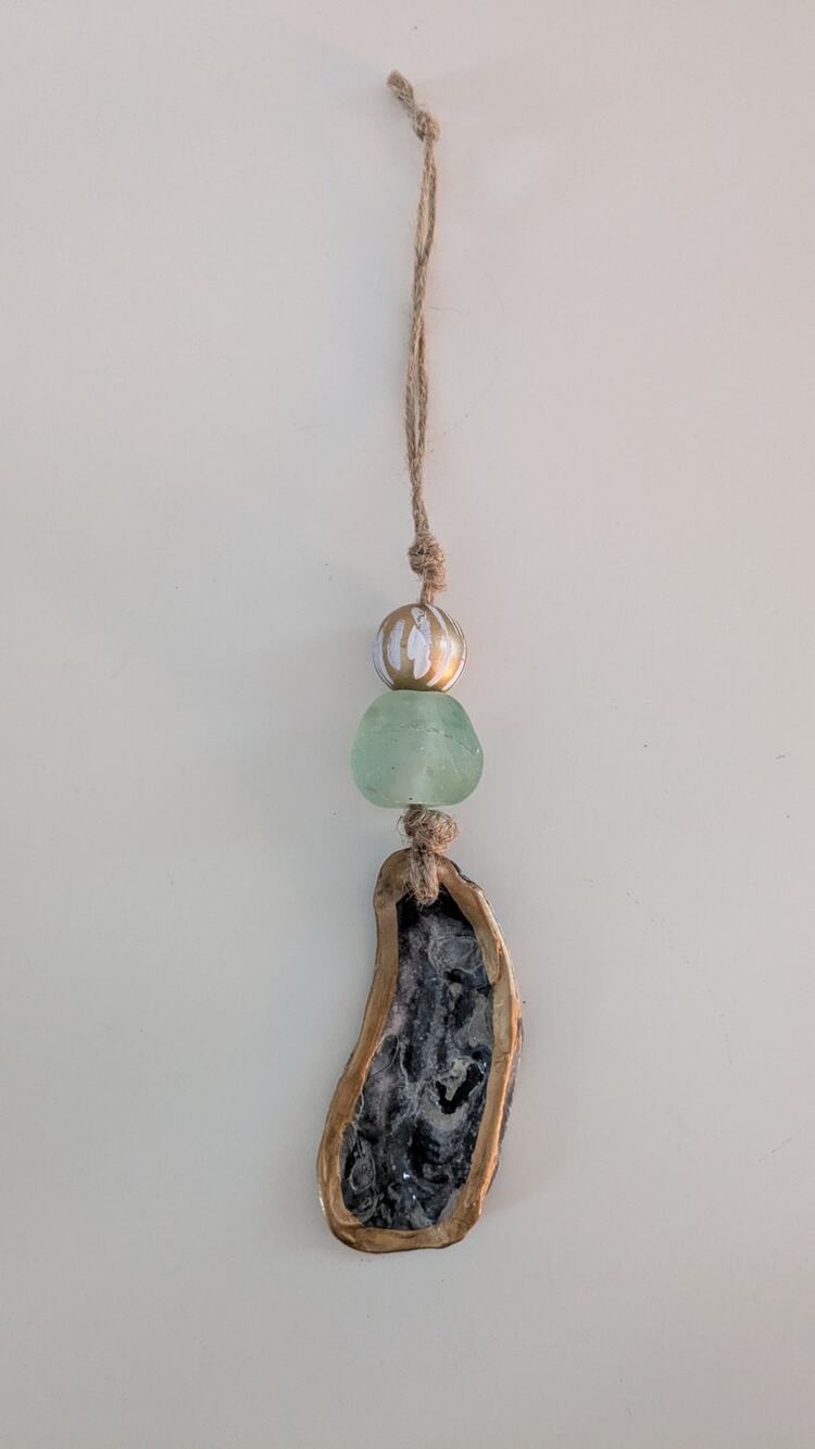 Oyster Shell Welcome Beads Wall Hanging